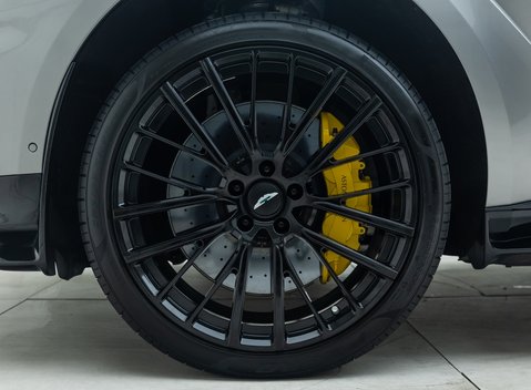 Aston Martin DBX 707 31