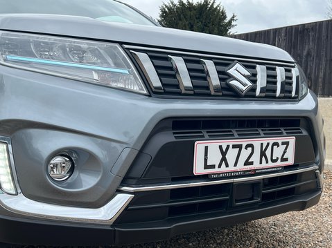 Suzuki Vitara SZ-T MHEV 16