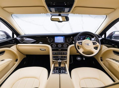 Bentley Mulsanne V8 12
