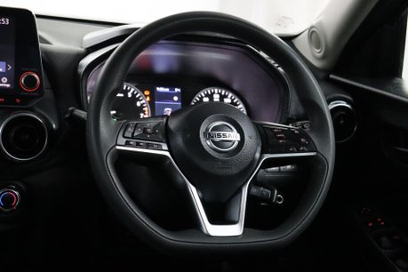 Nissan Juke DIG-T ACENTA 44
