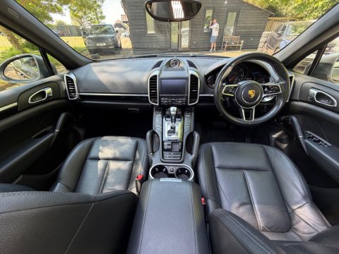 Porsche Cayenne D V6 TIPTRONIC S 57