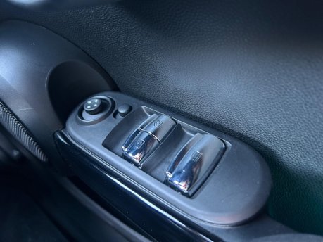 Mini Convertible 2.0 Cooper S Euro 6 (s/s) 2dr 23