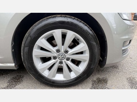 Volkswagen Golf 1.6 Golf SE BlueMotion Technology TDI Semi-Auto 5dr 27