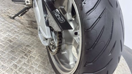 Aprilia Shiver GT 2011 ONLY 20K 1 OWNER NEW MOT VERY CLEAN SUPERMOTO 750CC 42