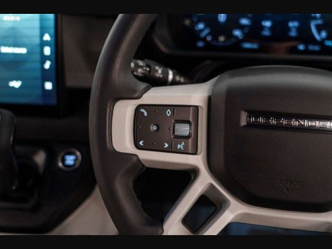 Land Rover Defender D250 ASSETTI EDT MHEV X-Dynamic SE SUV 3dr Diesel Auto 4WD Euro 6 (s/s) (25 34