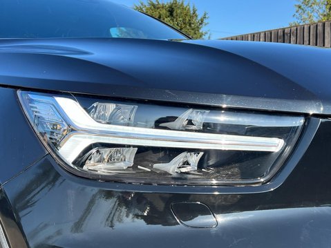 Volvo XC40 B4 R-DESIGN PRO MHEV 13