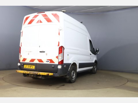 Ford Transit 2.0 350 EcoBlue FWD L2 H3 Euro 6 5dr 7