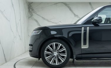 Land Rover Range Rover P400 AUTOBIOGRAPHY LWB 7 Seater 36