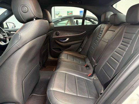 Mercedes-Benz E Class 2.0 E220d AMG Line Saloon 4dr Diesel G-Tronic+ Euro 6 (s/s) (194 ps) 29