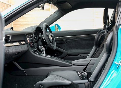 Porsche 911 (991) GT2 RS 11