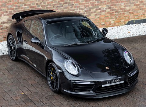 Porsche 911 (991.2) Turbo S 8