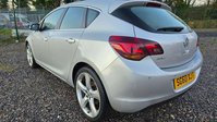 Vauxhall Astra 1.6 16v SRi Auto Euro 5 5dr 4