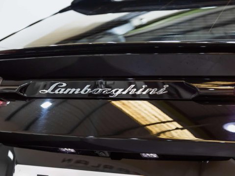 Lamborghini Urus 4.0 V8 BiTurbo SUV 5dr Petrol Auto 4WD Euro 6 (650 ps) 80