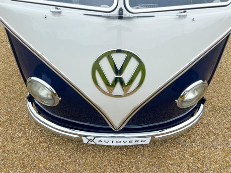 Volkswagen Campervan Split-Screen 33