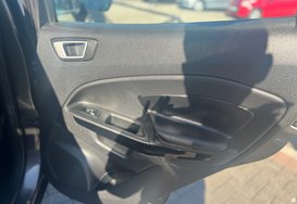 Ford Ecosport TITANIUM 23