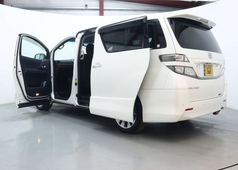 Toyota Vellfire 2.4 PETROL AUTO 5dr 58