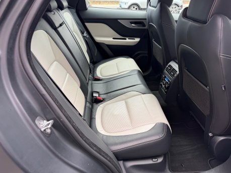 Jaguar F-Pace 2.0 P300 R-Sport SUV 5dr Petrol Auto AWD Euro 6 (s/s) (300 ps) 39