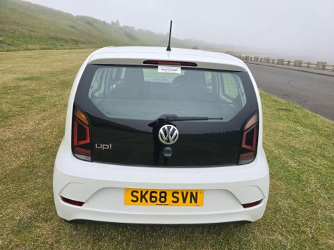Volkswagen Up 1.0 Move up! Euro 6 (s/s) 5dr 11