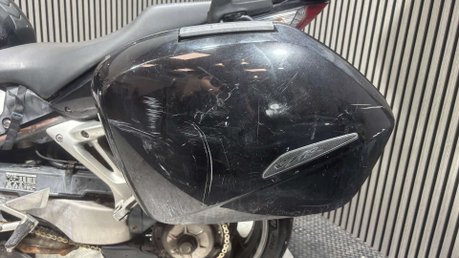 Honda VFR 2008 VTEC FULL LUGGAGE GOOD RUNNING PROJECT BIKE 800CC 32