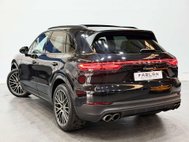 Porsche Cayenne 2.9T V6 S SUV 5dr Petrol TiptronicS 4WD Euro 6 (s/s) (440 ps) 18