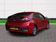Hyundai IONIQ PREMIUM MHEV 4