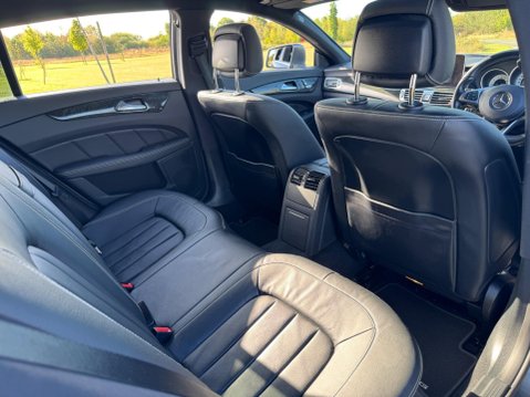 Mercedes-Benz CLS 3.0 CLS350d V6 AMG Line (Premium) Shooting Brake G-Tronic+ Euro 6 (s/s) 5dr 40