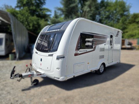 Coachman Pastiche 460 1