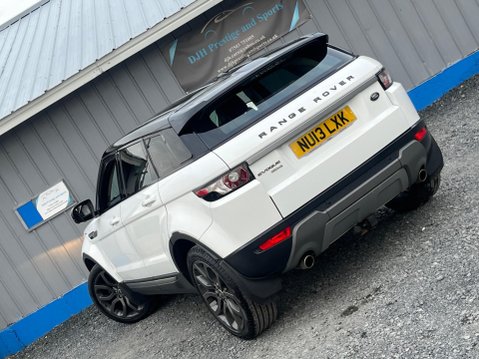 Land Rover Range Rover Evoque 2.2 SD4 Pure 4WD Euro 5 (s/s) 5dr 44