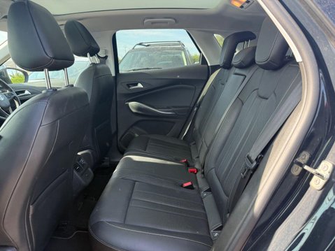 Vauxhall Grandland X 1.6 Turbo D BlueInjection Elite Nav SUV 5dr Diesel Auto Euro 6 (s/s) (120 p 12