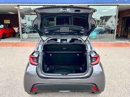 Toyota Yaris 1.5 Yaris Design HEV CVT 5dr 63