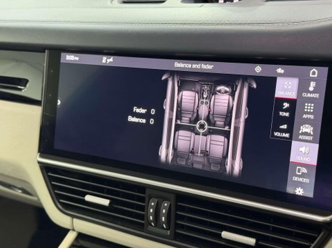 Porsche Cayenne 3.0T V6 Coupe 5dr Petrol TiptronicS 4WD Euro 6 (s/s) (340 ps) 51