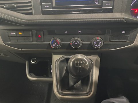 Volkswagen Transporter T28 TDI P/V HIGHLINE 14