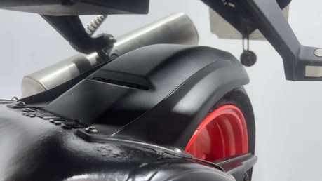 Aprilia RSV TUONO 2005 19K ICONIC STREETFIGHTER NAKED 1000CC NEW MOT 41