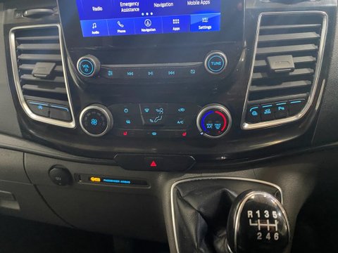 Ford Transit Custom 300 LIMITED P/V ECOBLUE 16