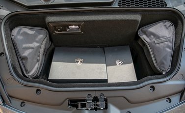 Lamborghini Huracan LP640-4 Performante 30