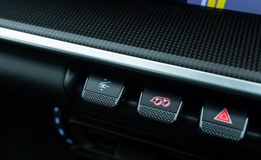 Porsche 911 Turbo S (992) 24