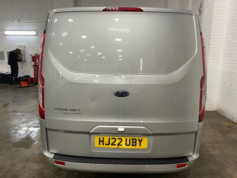 Ford Transit Custom 320 LIMITED DCIV ECOBLUE 6