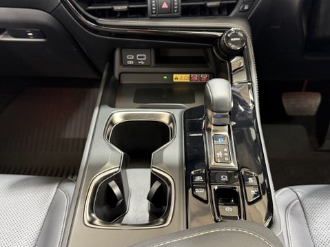 Lexus NX 450H PLUS TAKUMI 40