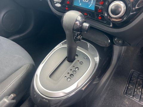 Nissan Juke 1.6 N-Connecta XTRON Euro 6 5dr 36