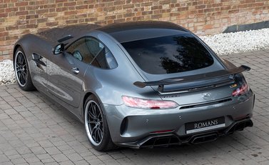 Mercedes-Benz Amg GT GT R 9