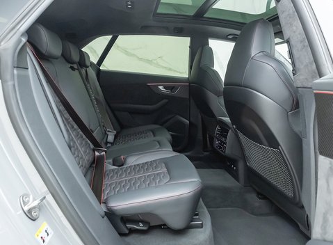Audi RS Q8 Vorsprung 12