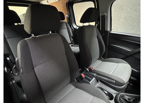 Volkswagen Caddy Maxi 2.0 TDI C20 Crew Van Double Cab 5dr Diesel DSG LWB Euro 6 (s/s) (102 ps) 27