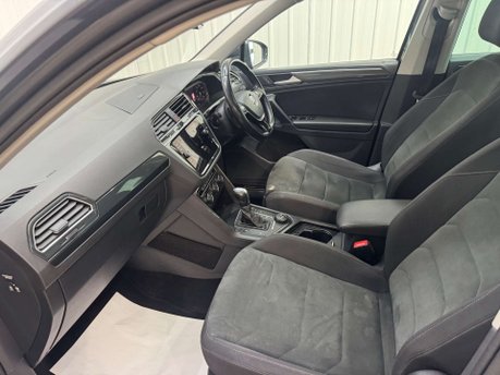 Volkswagen Tiguan 2.0 Tiguan SEL TDI 4Motion Semi-Auto 4WD 5dr 55
