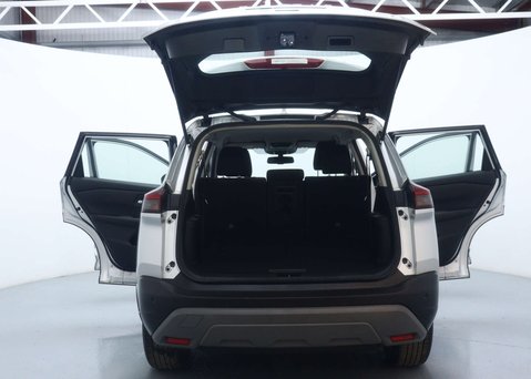 Nissan X-Trail 1.5 h e-POWER Acenta Premium SUV 5dr Petrol Hybrid Auto e-4ORCE Euro 6 (s/s 58