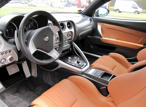 Alfa Romeo 8C Competizione 8