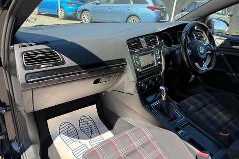 Volkswagen Golf GTI LAUNCH DSG - APPLE CAR PLAY - 2 OWNERS - 9 SERVICES RECORDED 22