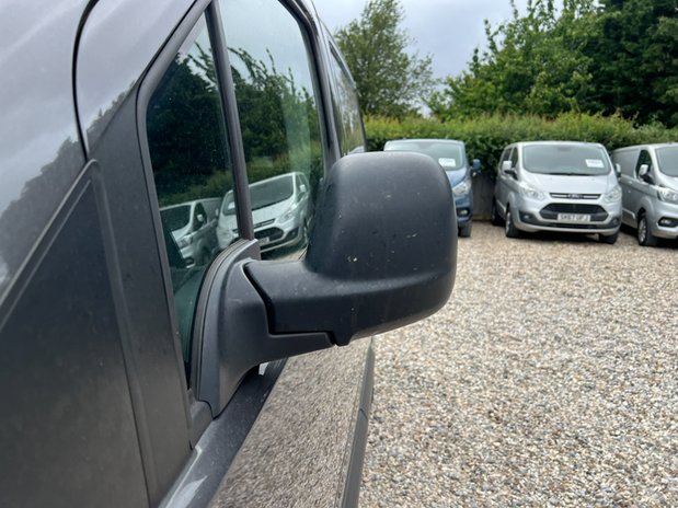 Citroen Berlingo Petrol SWB L1H1 Low Roof Enterprise Air Con Sensors EURO 6 NO VAT 20