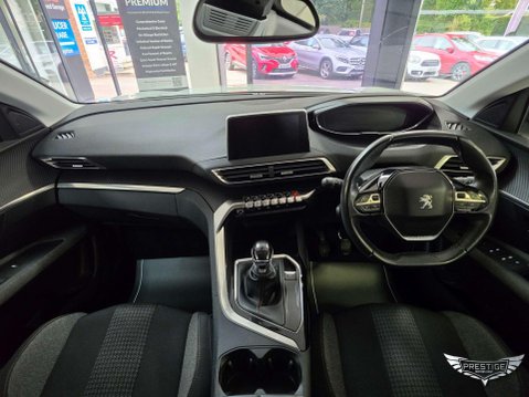 Peugeot 3008 1.2 PureTech Active Euro 6 (s/s) 5dr 31