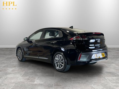 Hyundai IONIQ 38.3kWh Premium Hatchback 5dr Electric Auto (136 ps) 5