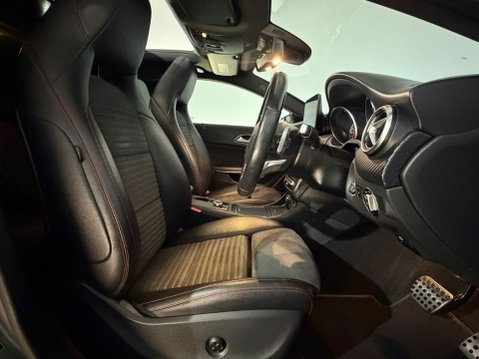 Mercedes-Benz A Class A 200 D AMG LINE PREMIUM PLUS 17